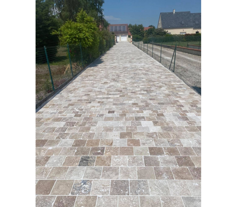 TRAVERTIN PAVE NUANCE 15.3X15.3 EP 3 CM 1ER CHOIX